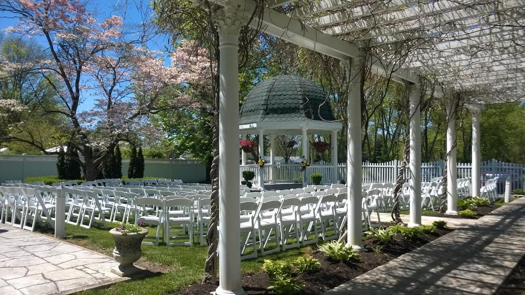 Greene Gables Inn White Hall Екстер'єр фото