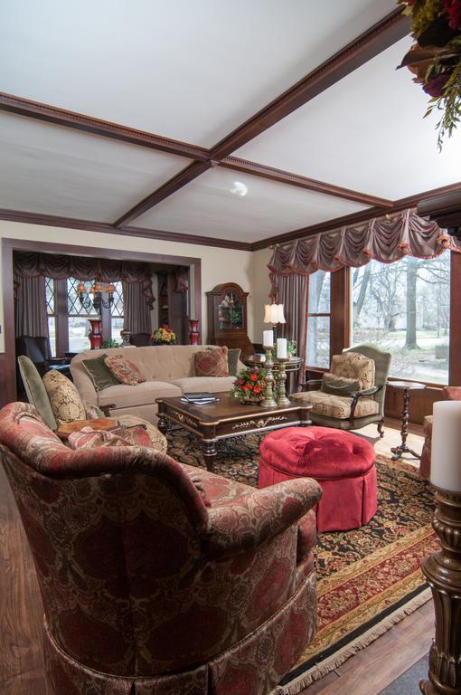 Greene Gables Inn White Hall Екстер'єр фото