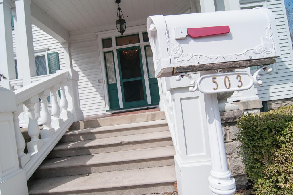 Greene Gables Inn White Hall Екстер'єр фото